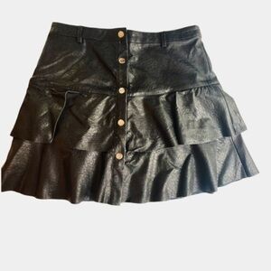 Love Tree Black Leather Ruffle Skirt Size Medium